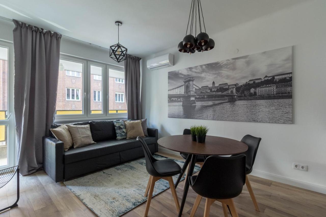 Standard Apartment By Hi5 - Madach Budapest Kültér fotó