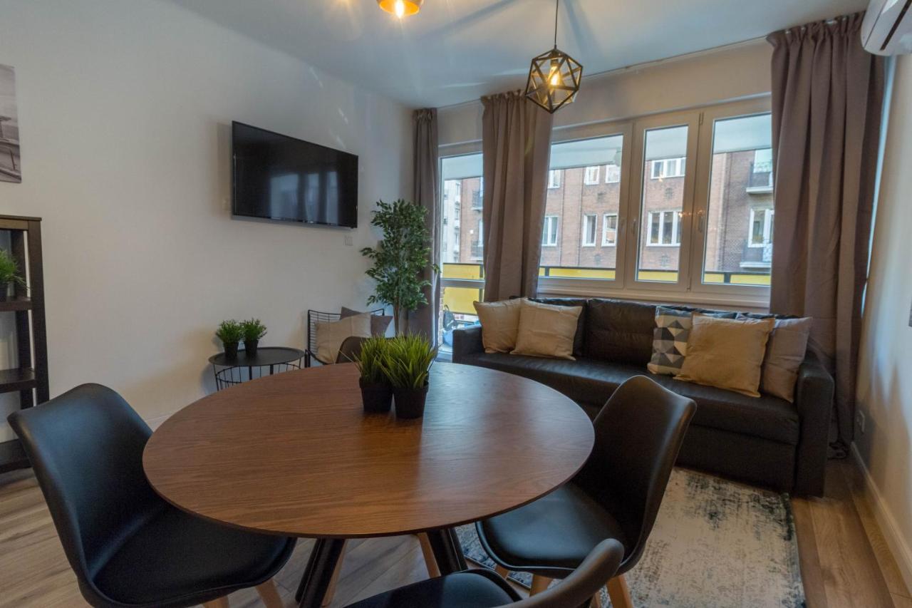 Standard Apartment By Hi5 - Madach Budapest Kültér fotó