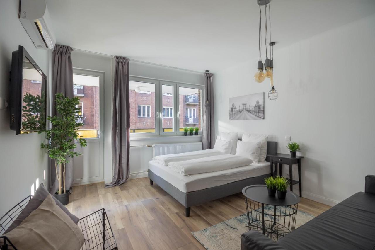 Standard Apartment By Hi5 - Madach Budapest Kültér fotó